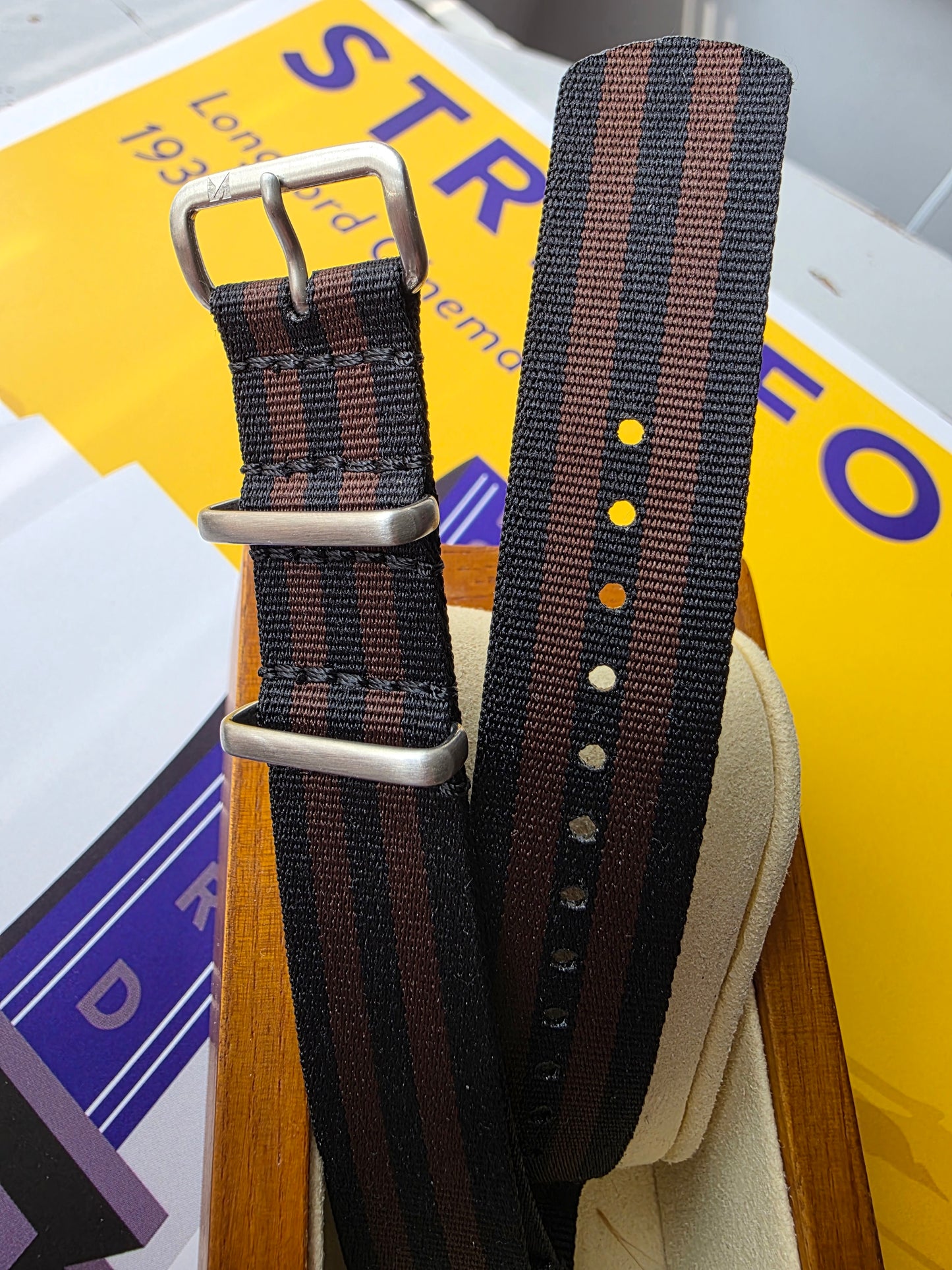 MKS James Bond Nylon Strap 20mm (Spectre & Goldfinger)