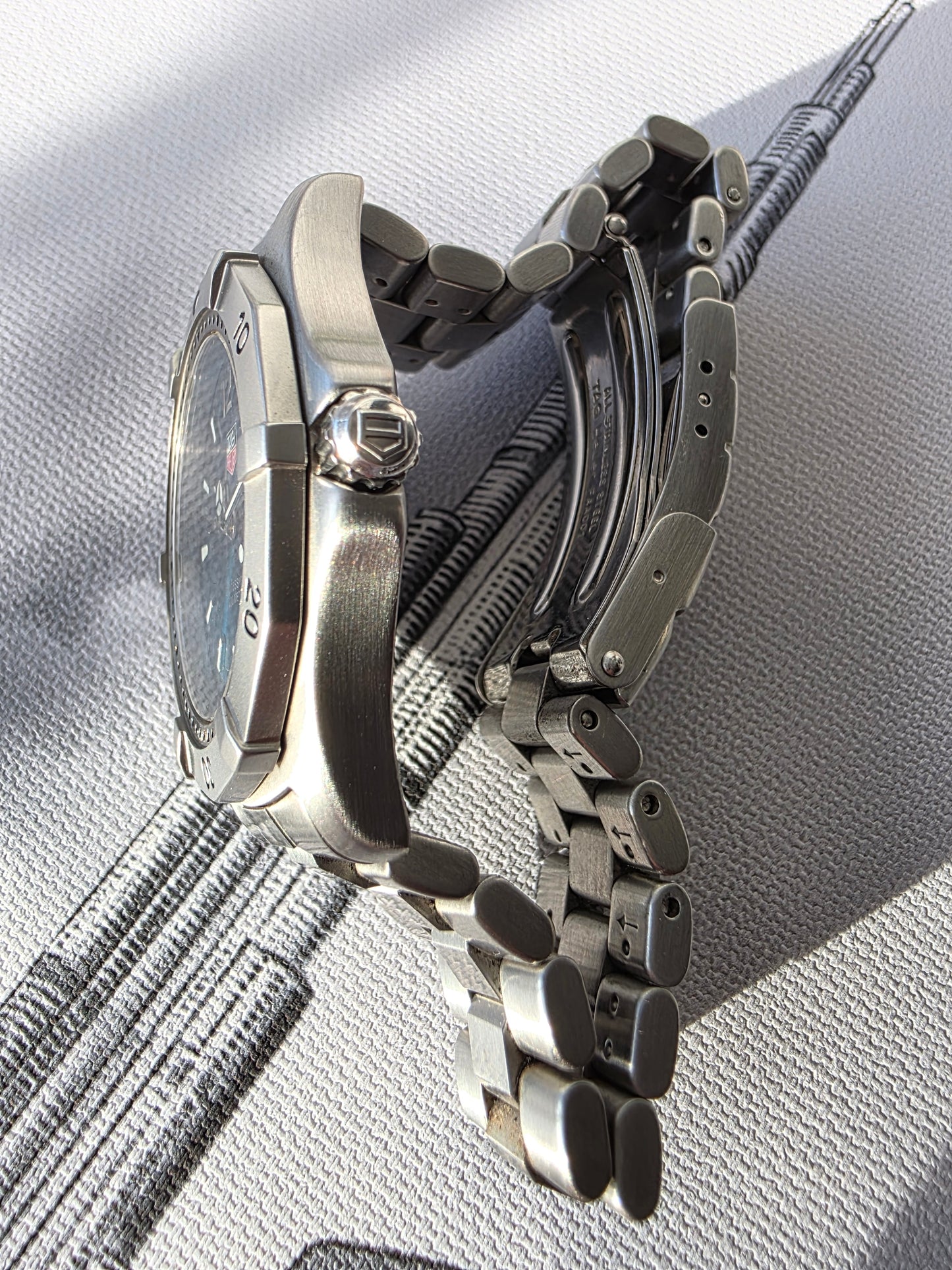 TAG Heuer WK1119-0 – 2000 Series Professional Quartz Diver – Rare Green Dial