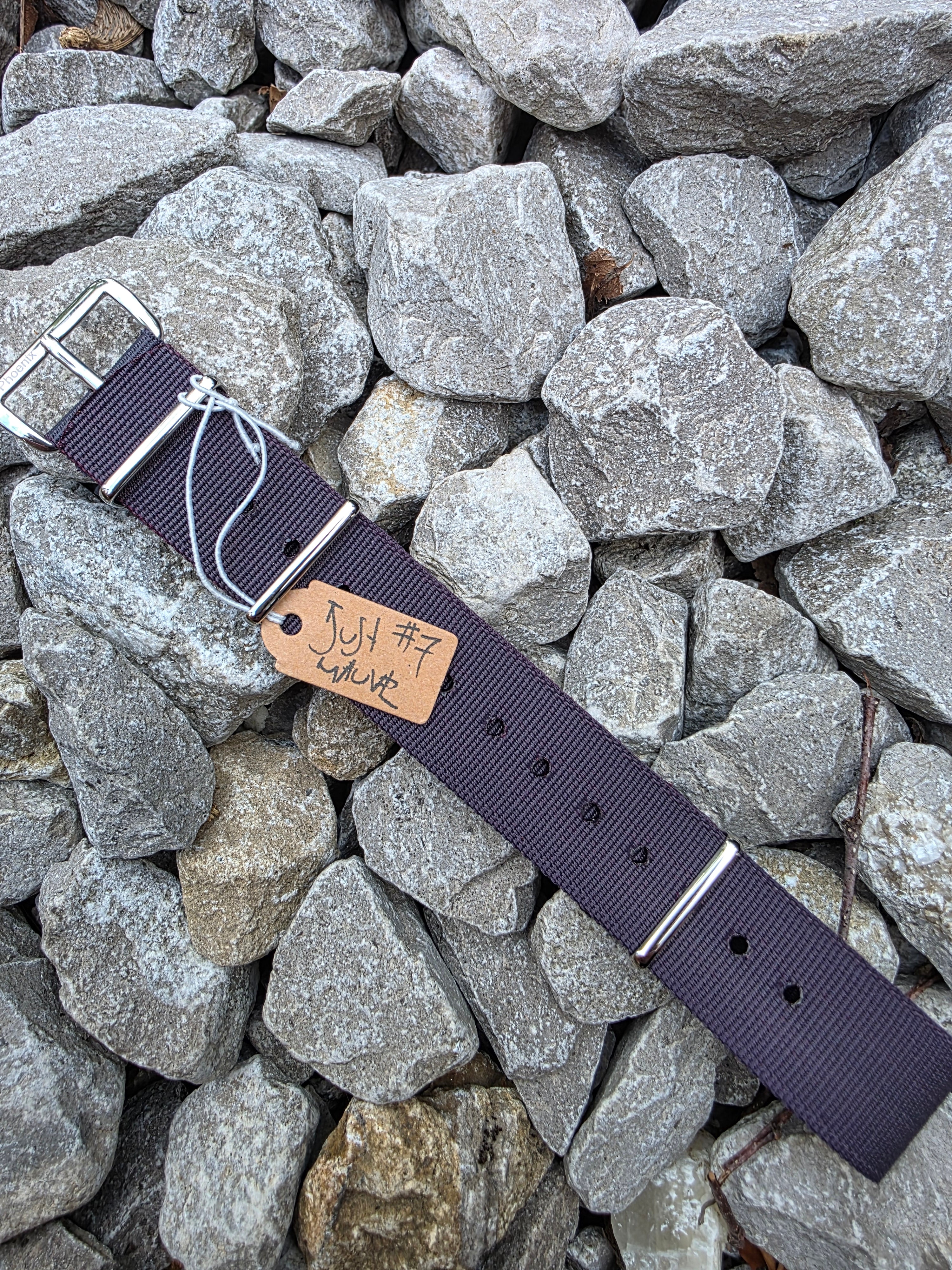 Phoenix Vintage MOD Strap: Dusty Mauve (18 & 20mm) – AKIO Watches ®